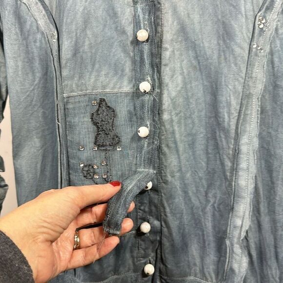 PARSLEY & SAGE Women's Cotton Embroidered Ruffle Button Down Shirt Blue Small - Picture 8 of 15